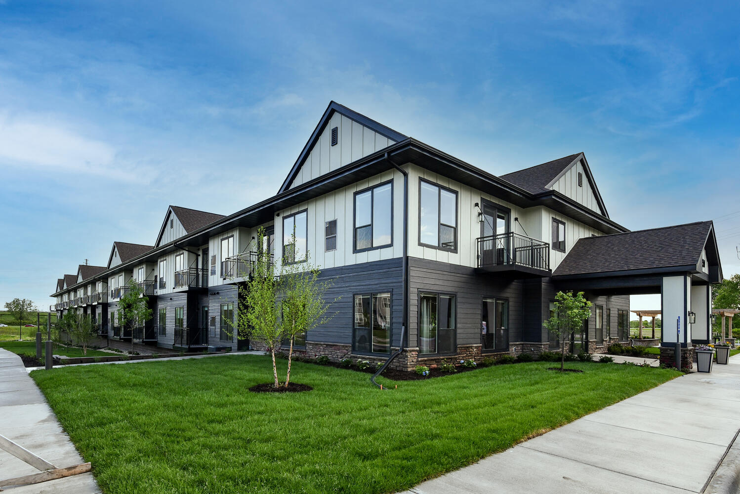 Fernbrook View Apartments Apartments in Maple Grove, MN